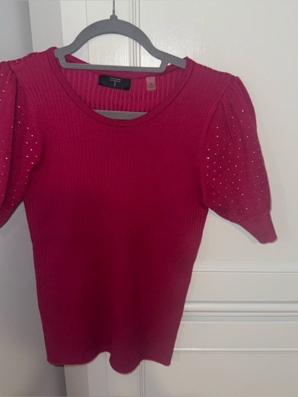 Tahari Ribbed Crewneck Top in Bright Fuchsia